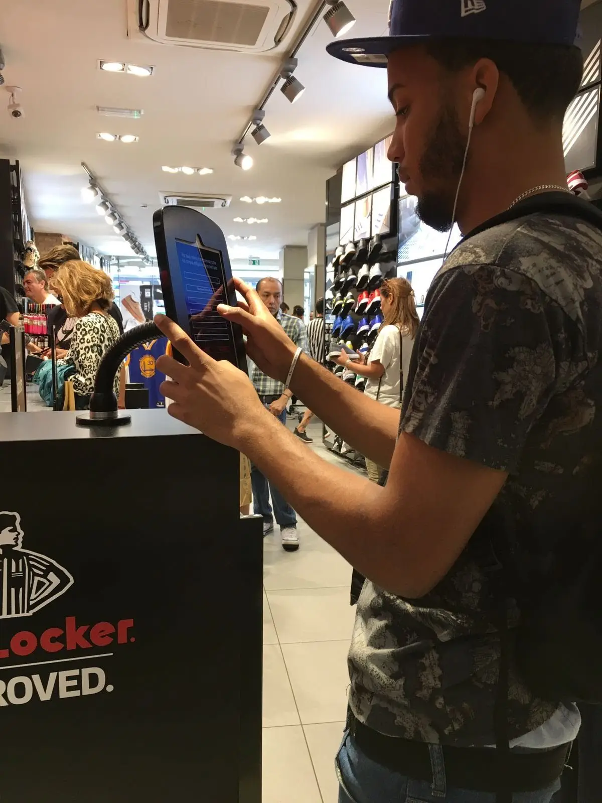 Foot Locker Registration Plinth, image 8 of 13