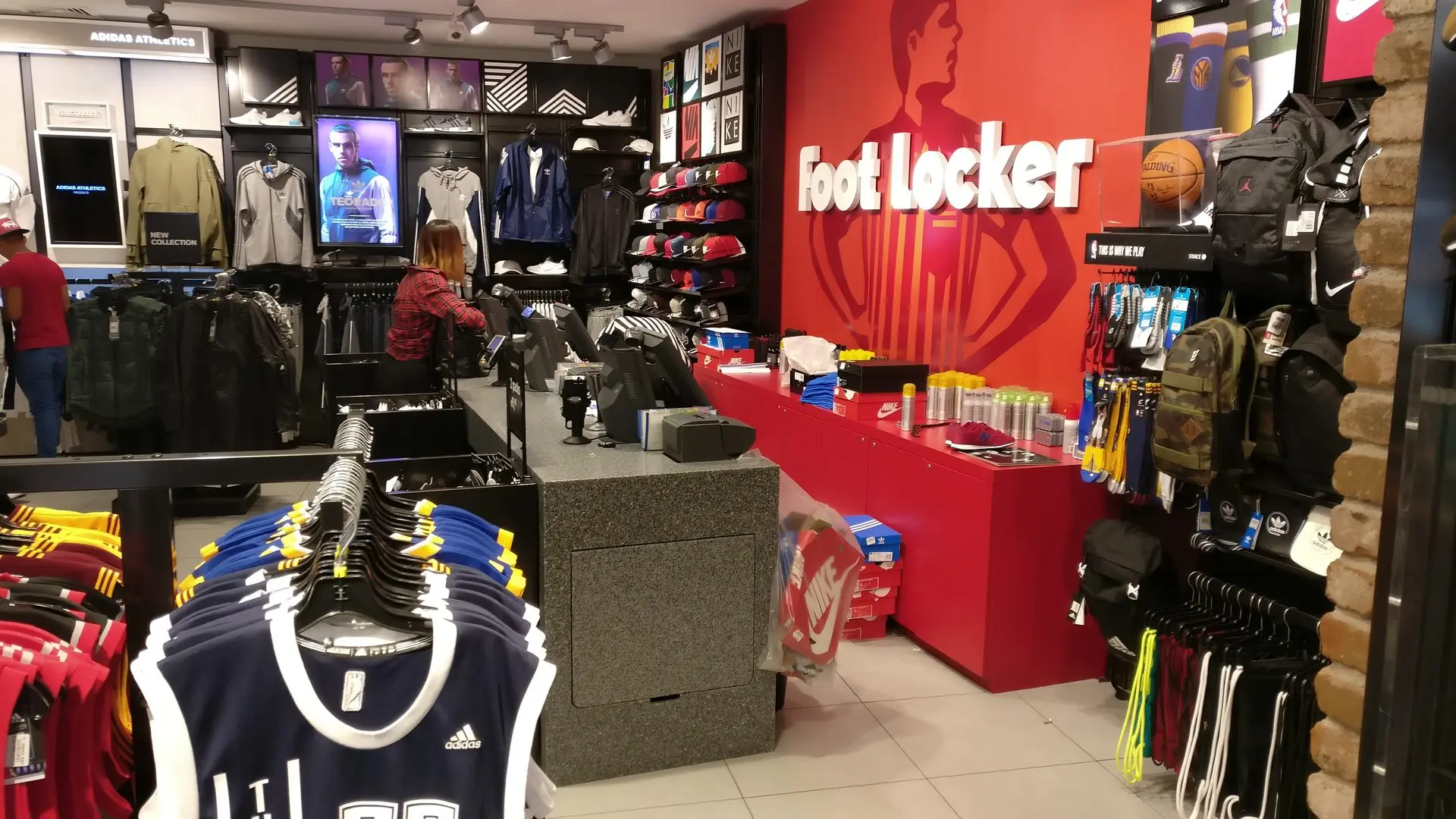 Foot Locker Registration Plinth